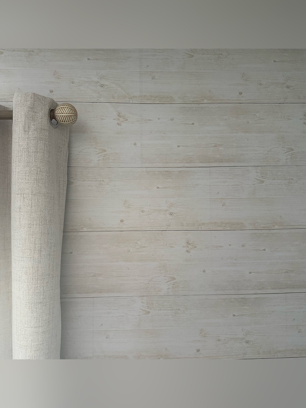 Wood Plank Vinyl Peal and Stick Wallpaper